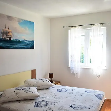 Charming In With Sea View - 45 M² Apartment *
