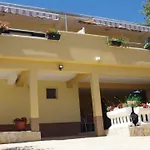Charming In With Sea View - 45 M² * Слатине