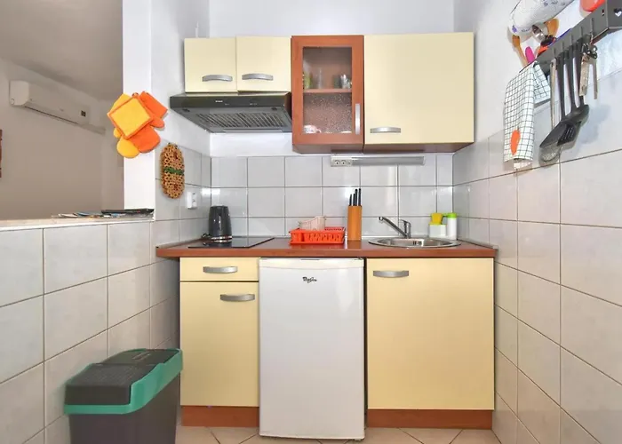 Charming In With Sea View - 45 M² 公寓 斯拉汀